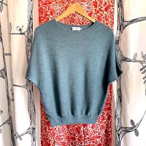 RESET Merino Essential V Pullover